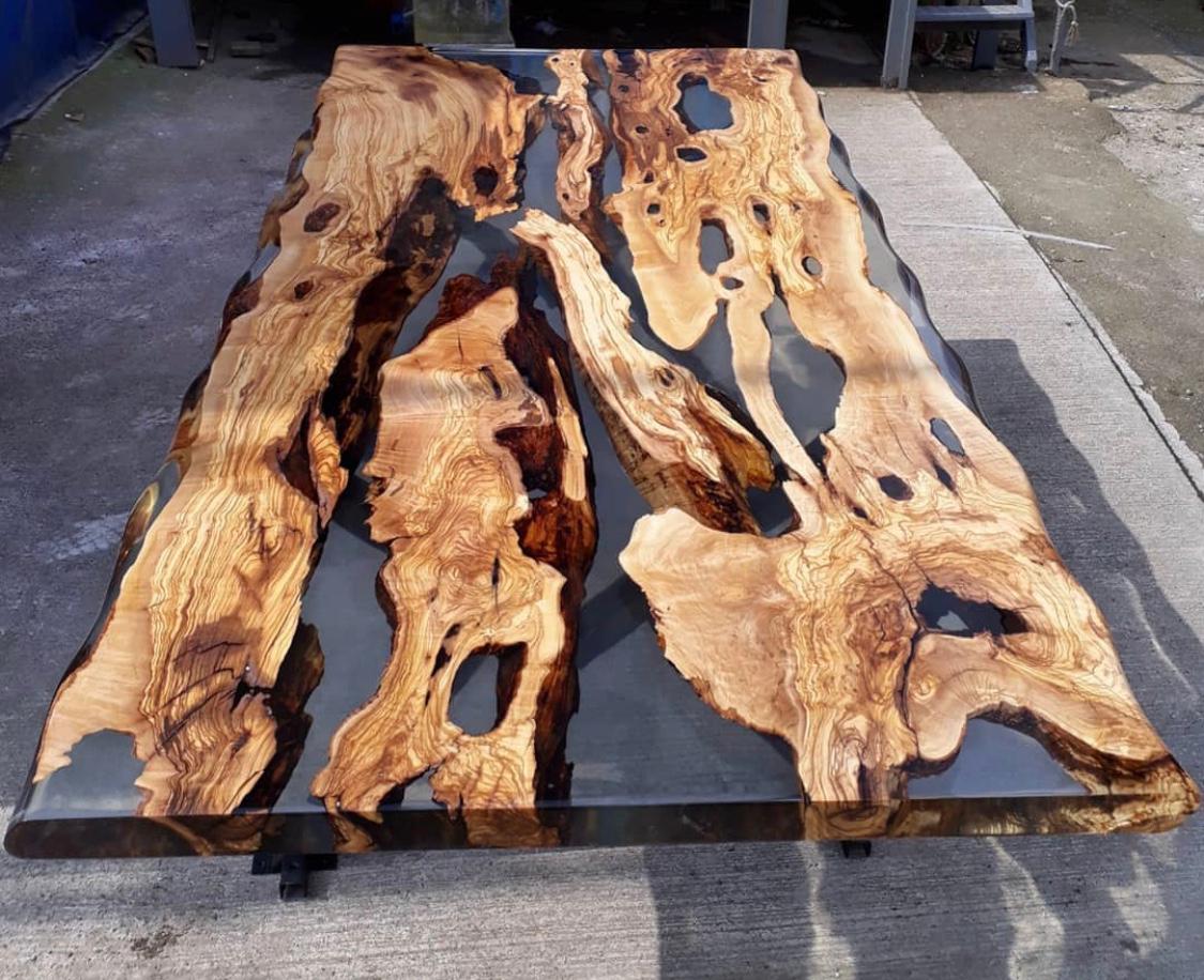 Fabricant Table bois résine époxy 100 % français